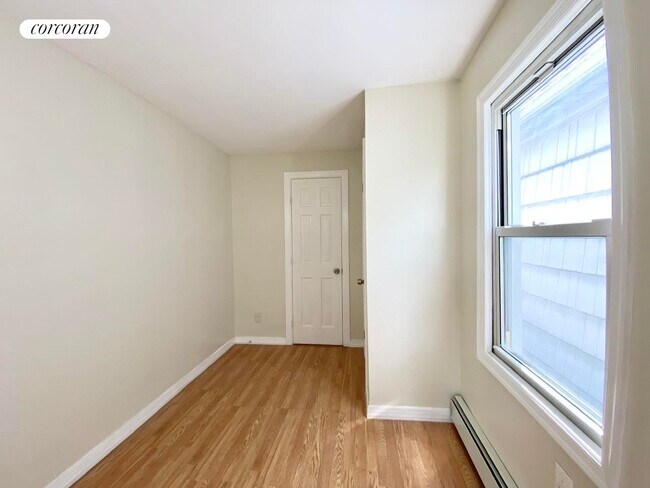 Foto del edificio - 1198 E 94th St