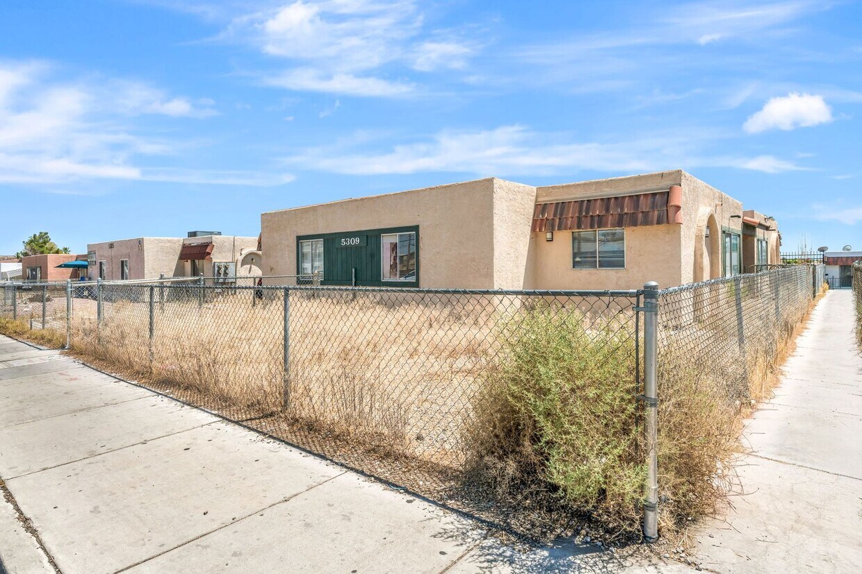 Foto del edificio - Cheyenne Ave 5309