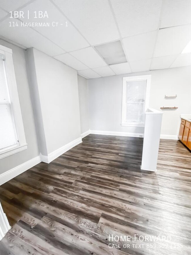 Building Photo - 114 Hagerman Ct