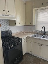 Building Photo - 1219 Oxford St