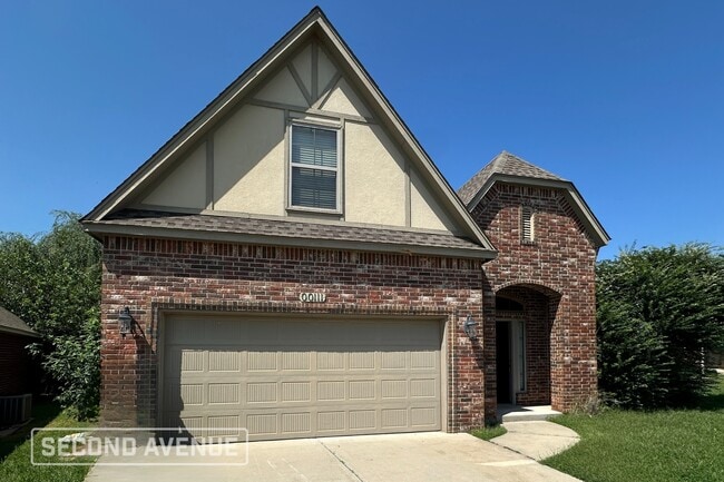 Building Photo - 11100 Arbor Lake Dr