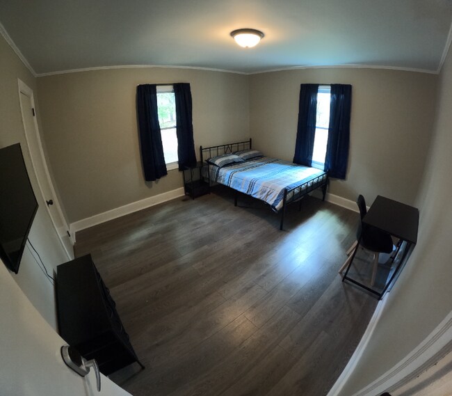 Foto del edificio - 120 Longview Dr