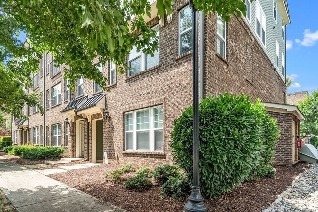 Foto del edificio - Move-in Ready Downtown Raleigh Condo - Walk to Seaboard Station!