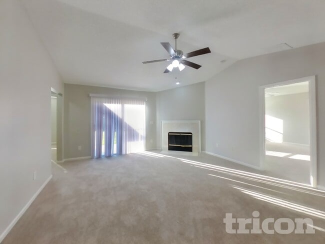 Building Photo - 3784 Lauren Crest Ct