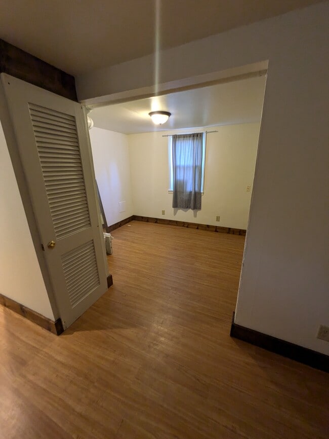 Building Photo - 2612 N Fratney St