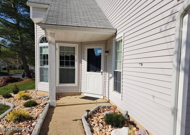 Foto del edificio - 176 Primrose Ln