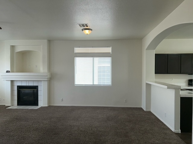 Building Photo - 2247 Bridle Wreath Ln