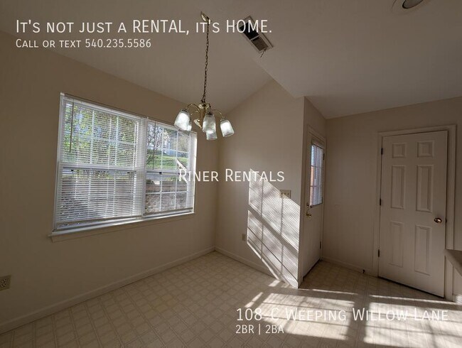 Foto del edificio - 108 Weeping Willow Ln