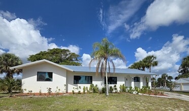 Building Photo - 4003 S Indian River Dr