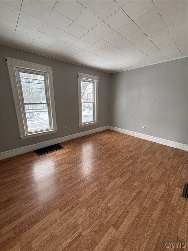 Foto del edificio - 702 Leray St