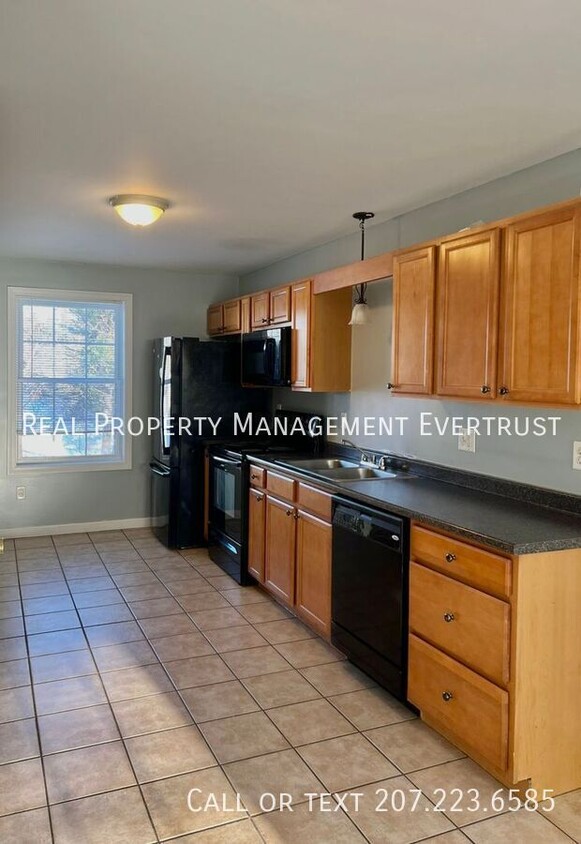 Foto principal - Spacious 2bedroom 1 bathroom available for...