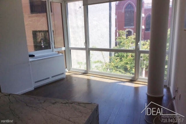 Foto del edificio - 205 8th St