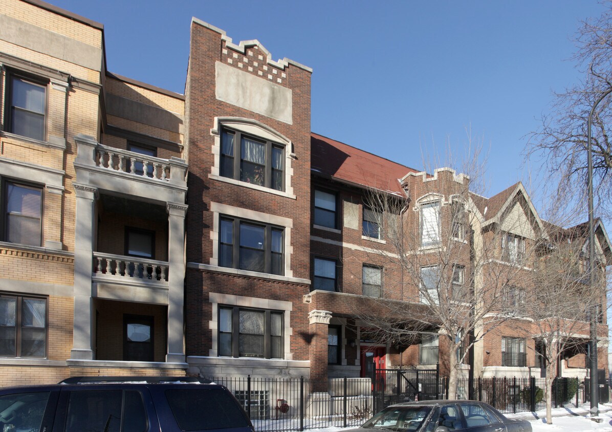 Building Photo - 3524-3526 S King Dr