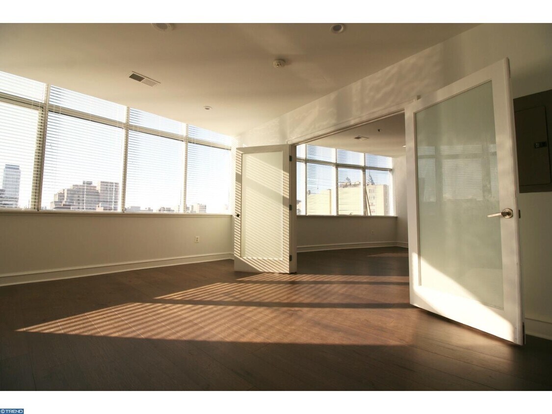 Foto principal - 201 N 8th St