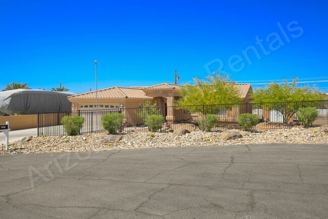 Building Photo - FURNISHED RENTAL AVAILABLE NOW!