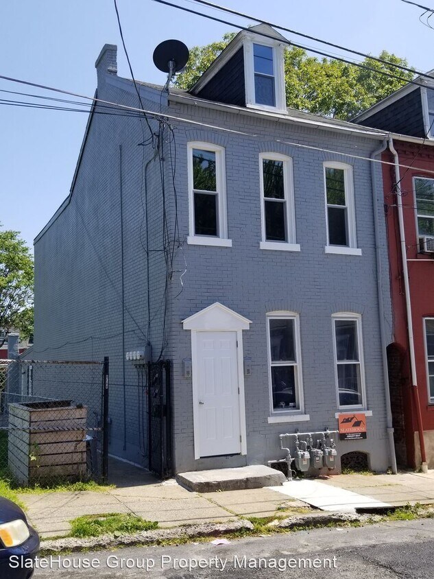Primary Photo - 507 Howard Ave