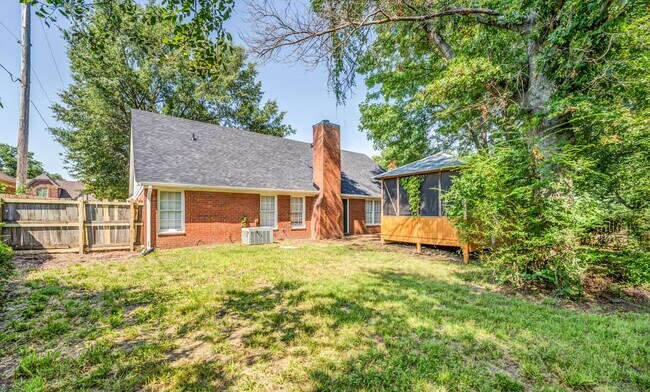 Foto del edificio - 8483 Timber Creek Dr