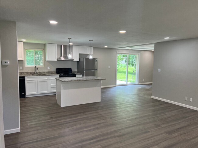 Foto del edificio - 2543 Walford Dr
