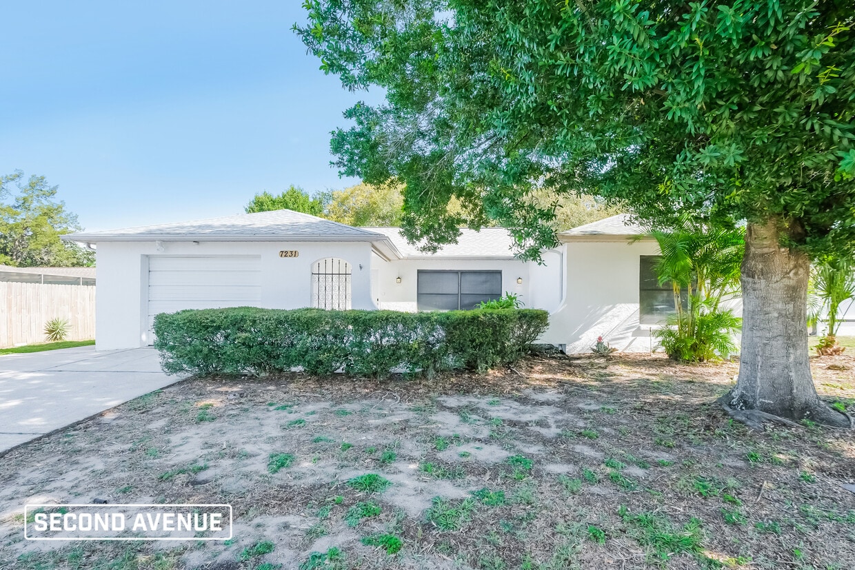 Foto principal - 7231 Box Elder DR