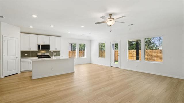Building Photo - 6624 Vly Lk Ln