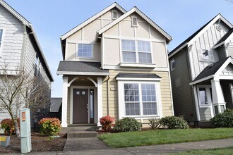 Building Photo - 3335 SE Midvale Dr