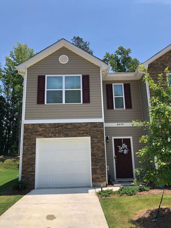 Primary Photo - 6050 Guildford Hill Ln