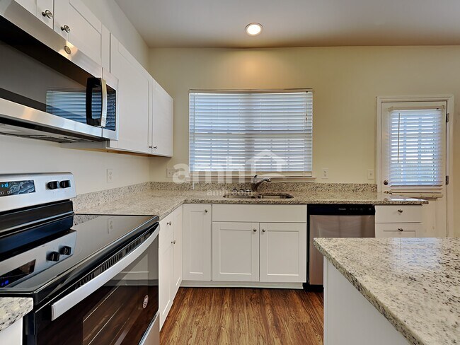 Foto del edificio - 1413 Cantwell Ct