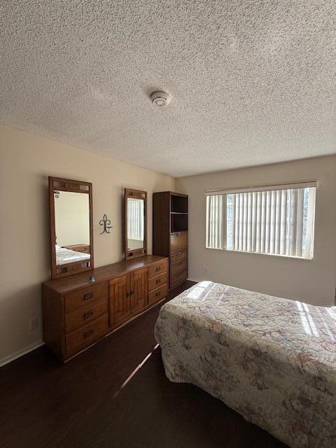 Foto del edificio - 321 Lake Evelyn Dr