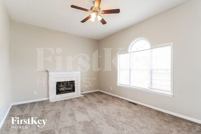 Building Photo - 107 Paradise Dr