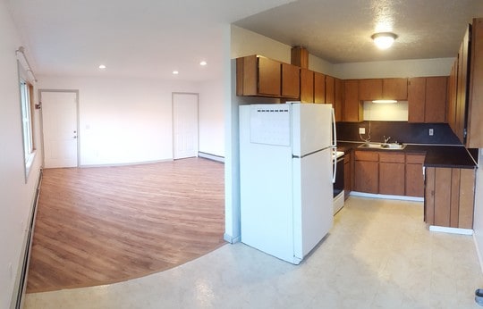 Kitchen - 1130 Valley St