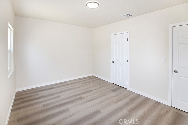 Building Photo - 10709 Sherman Pl