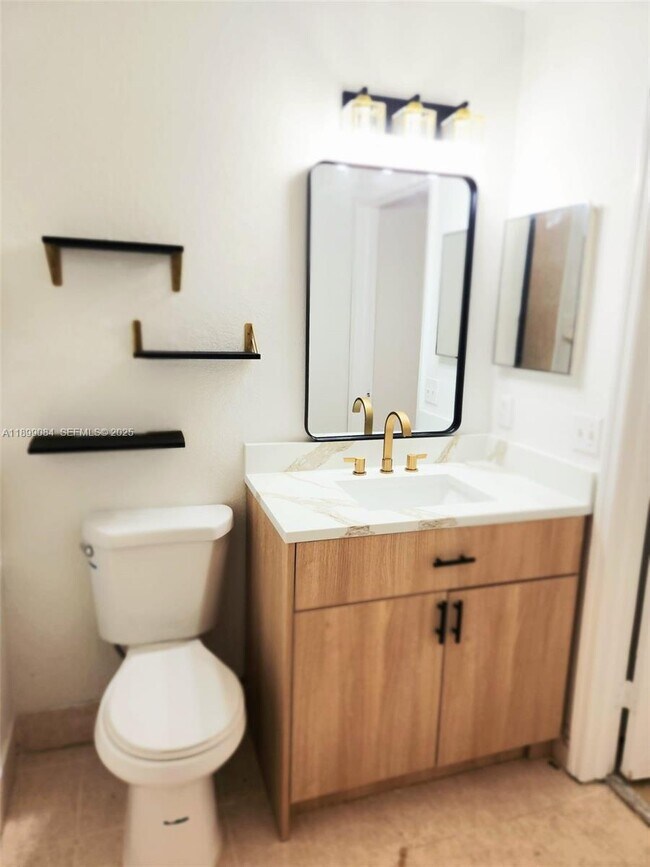 Building Photo - 18861 NW 86th Ct