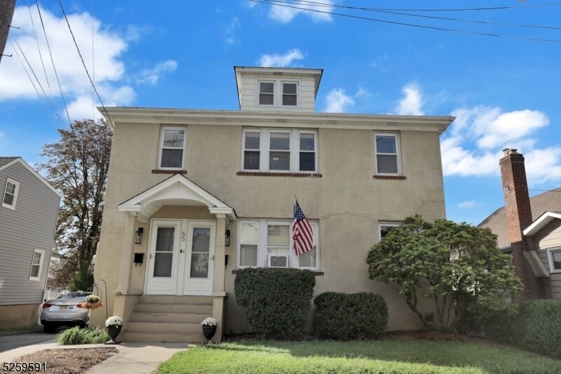 Foto principal - 65 10th St