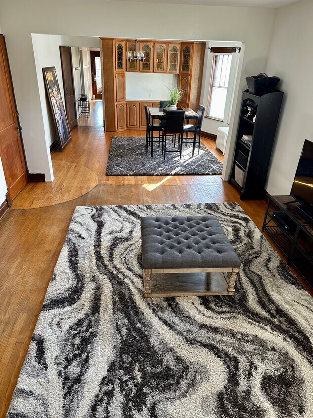 Foto del edificio - 845 Oakwood Ave