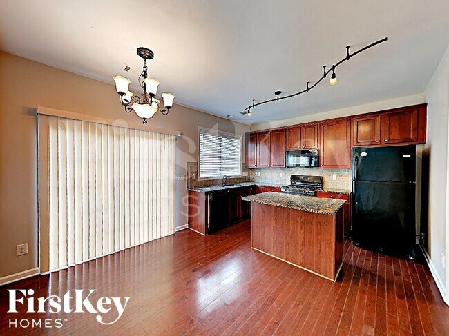 Foto del edificio - 2460 Vistoria Dr