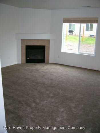 Foto del edificio - 3584 NE Spring Meadow Dr