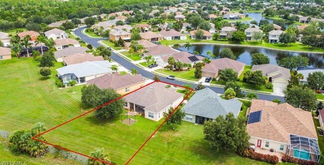 Foto del edificio - 2760 Suncoast Lakes Blvd