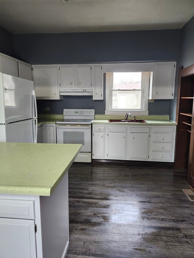 Foto del edificio - 535 S Maple St