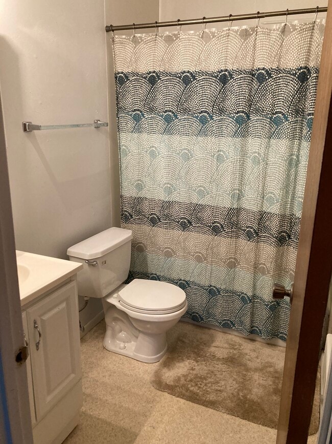 Building Photo - 327 M St