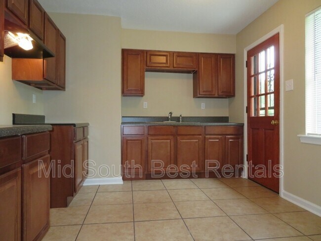 Foto del edificio - 3775 Longmont Cove