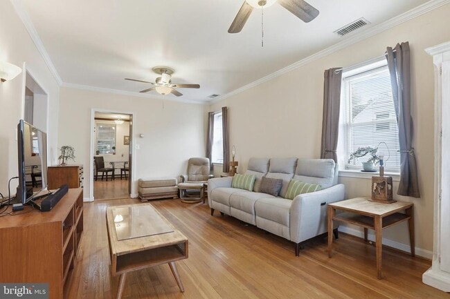 Foto del edificio - 1141 Ingleside Ave