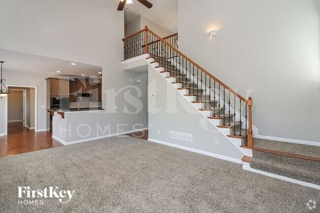 Building Photo - 166 Crestview Dr