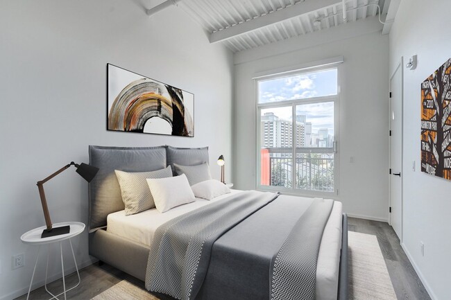 Interior Photo - Steps Bridgeland