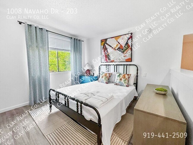 Foto del edificio - 1008 Navaho Dr