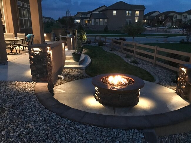 Foto del edificio - 5491 Paddington Creek Pl