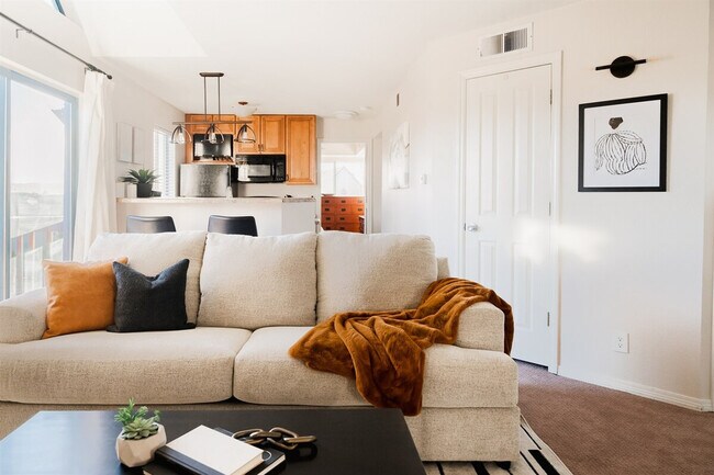 Foto del edificio - 6380 S Boston St