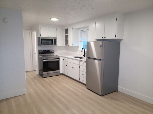 Foto del edificio - Renovated single family home in Lincoln City!