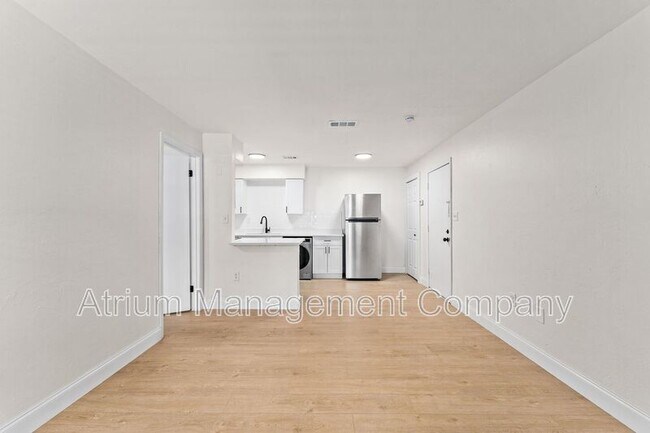 Foto del edificio - 1220 NW 12th St