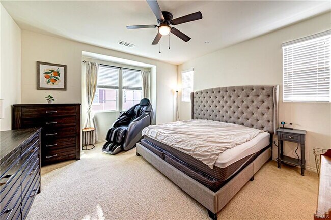 Foto del edificio - 24341 Verdugo Cir