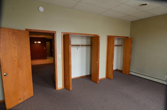 Bed Rm #1 - 205 Plum St